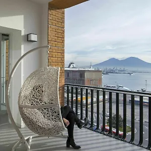 https://relais-castel-nuovo.hotels-amalfi.com